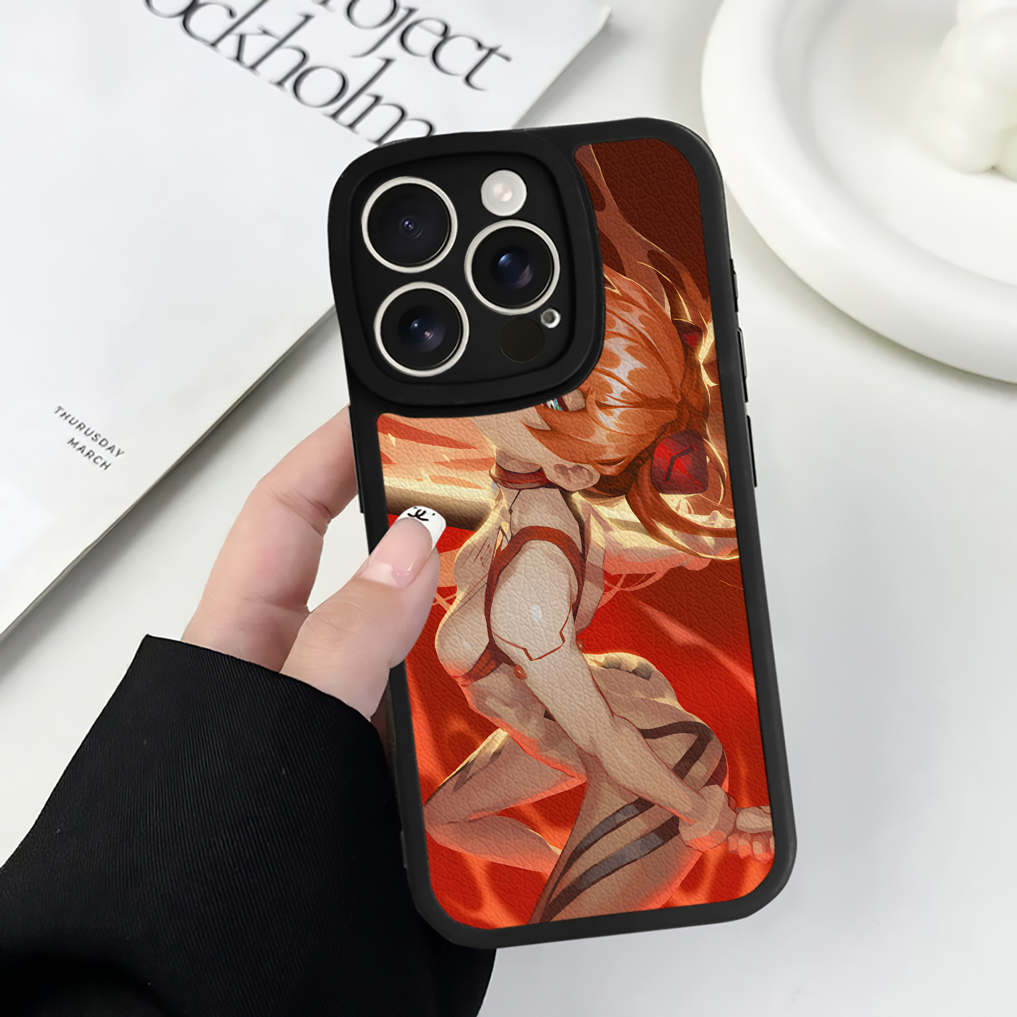 （画像用） EVA 新世紀エヴァンゲリオン 【iPhone 16シリーズ対応】シリコンスマホケース（レザー調） 材質：シリコン